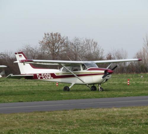 SmallAircraft-D-EOQL-03