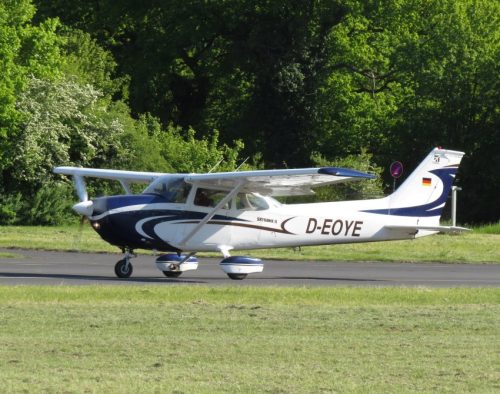 SmallAircraft-D-EOYE-05