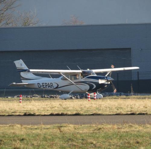 SmallAircraft-D-EPAR-01