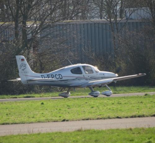 SmallAircraft-D-EPCD-04