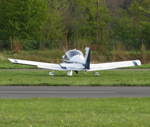 SmallAircraft-D-EPMI-04