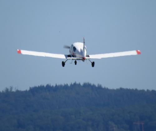SmallAircraft-D-EPNN-04