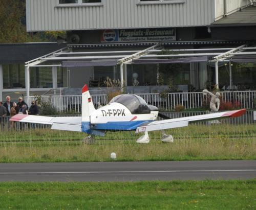 SmallAircraft-D-EPPK-04