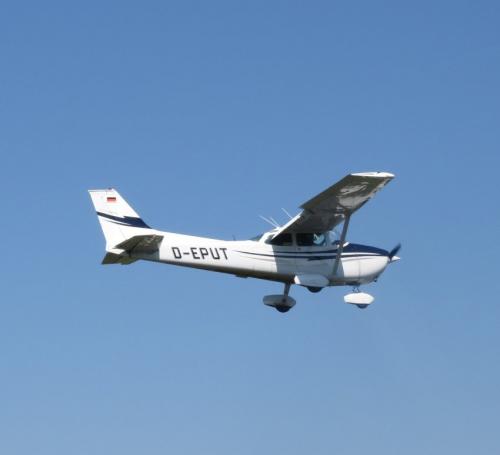 SmallAircraft-D-EPUT-01
