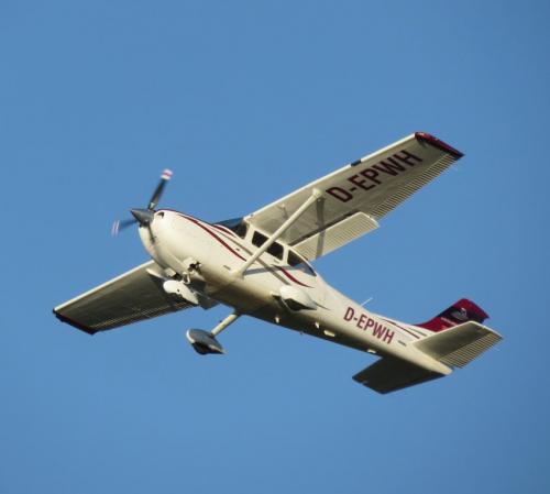 SmallAircraft-D-EPWH-04