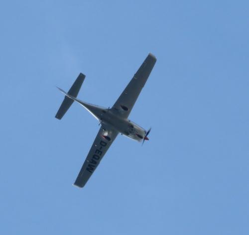 SmallAircraft-D-EQAW-01