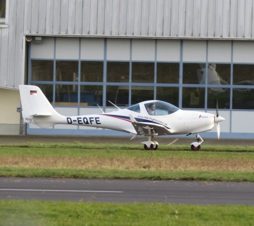 SmallAircraft-D-EQFE-03