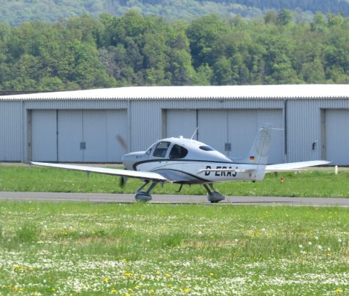 SmallAircraft-D-ERAJ-02
