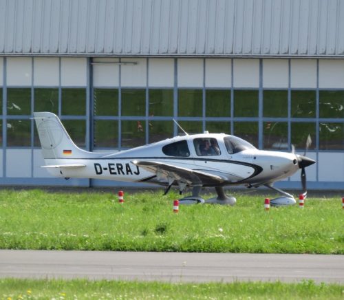 SmallAircraft-D-ERAJ-03