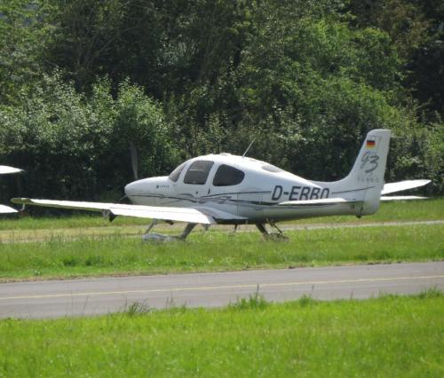 SmallAircraft-D-ERBD-01
