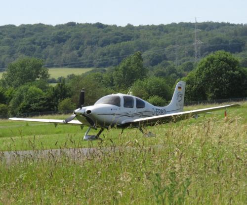 SmallAircraft-D-ERBD-03
