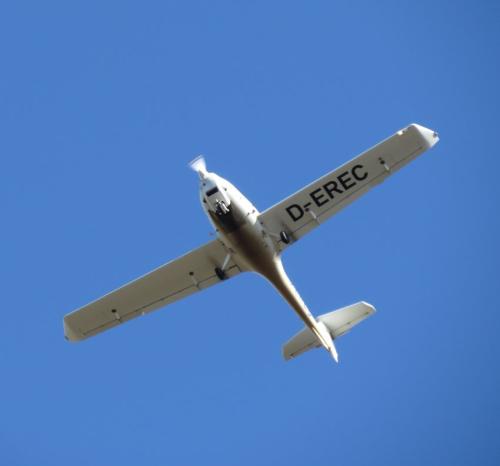 SmallAircraft-D-EREC-02