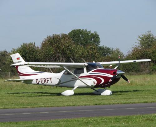SmallAircraft-D-ERFT-01