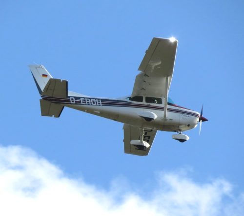 SmallAircraft-D-EROH-02