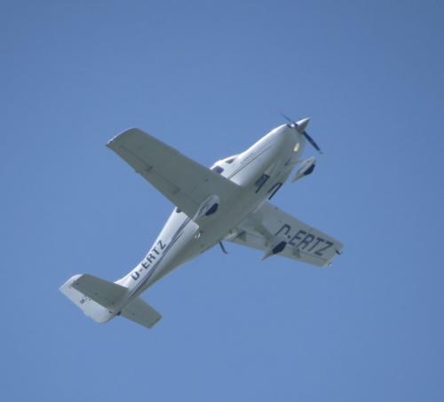 SmallAircraft-D-ERTZ-01