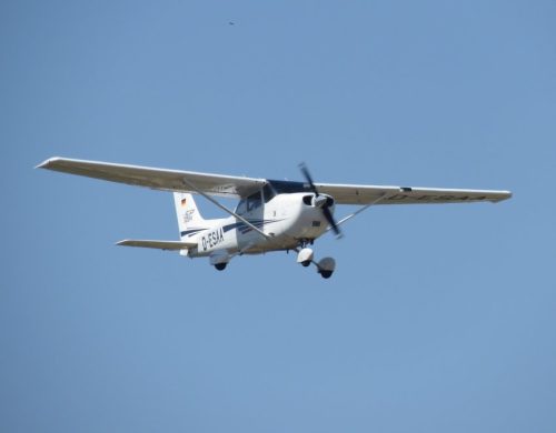 SmallAircraft-D-ESAA-06