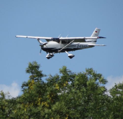 SmallAircraft-D-ESAS-02