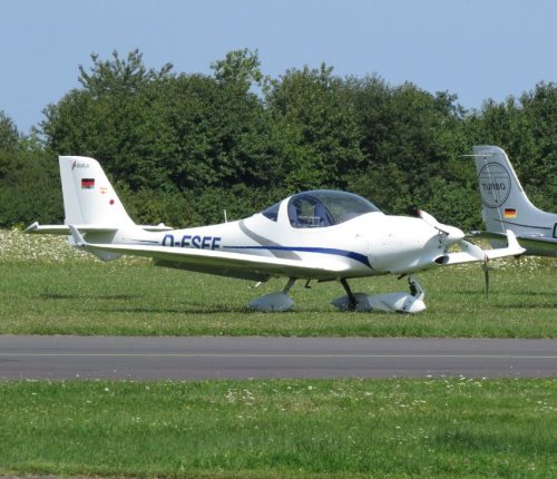SmallAircraft-D-ESEF-03