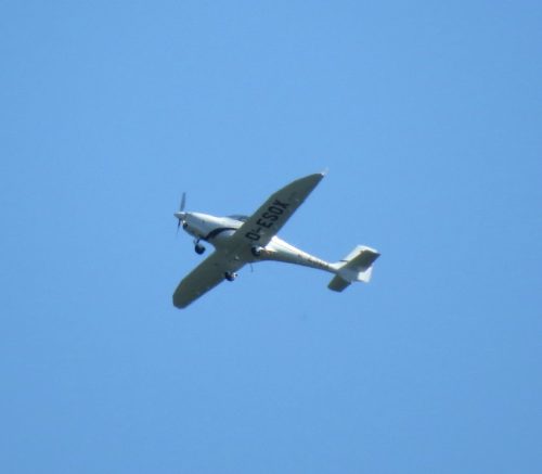 SmallAircraft-D-ESOX-01