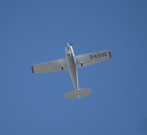 SmallAircraft-D-ESSE-01