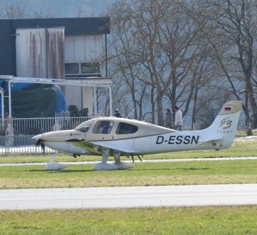SmallAircraft-D-ESSN-03
