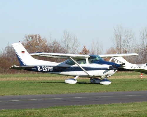 SmallAircraft-D-ESTM-02