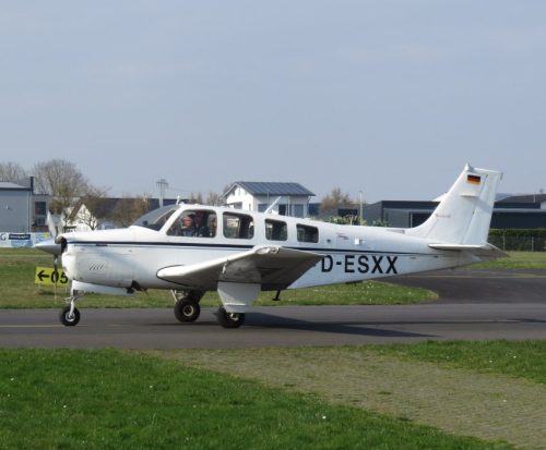 SmallAircraft-D-ESXX-01