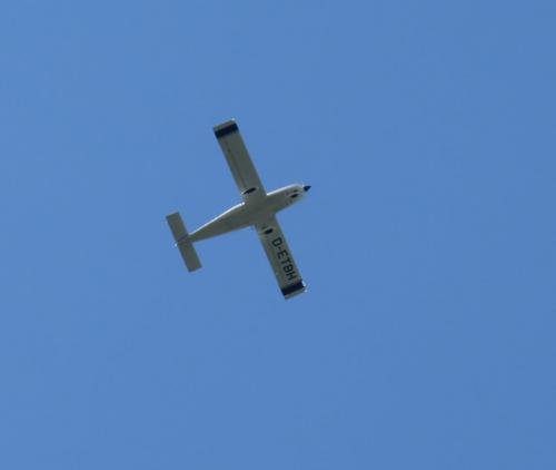SmallAircraft-D-ETBH-01