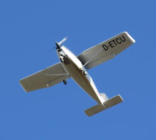 SmallAircraft-D-ETCU-08