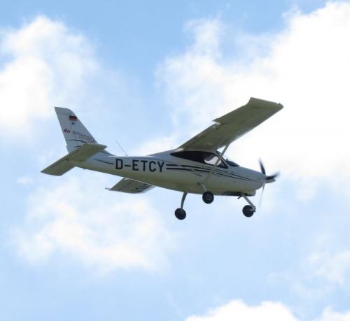 SmallAircraft-D-ETCY-04