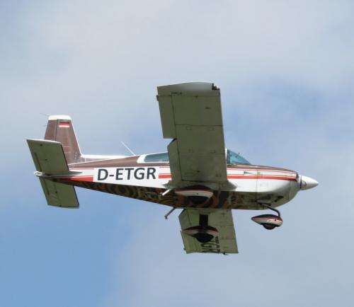 SmallAircraft-D-ETGR-02