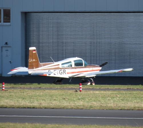 SmallAircraft-D-ETGR-03
