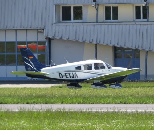 SmallAircraft-D-ETJA-08