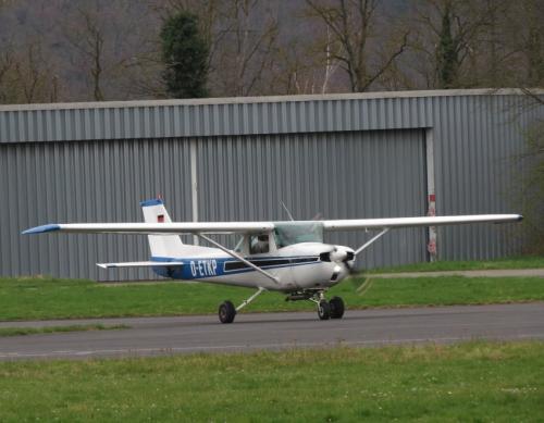 SmallAircraft-D-ETKP-04