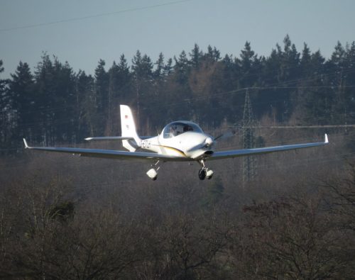 SmallAircraft-D-ETLH-04