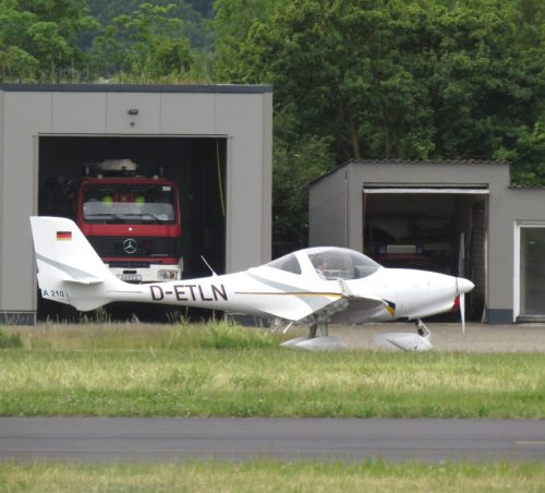 SmallAircraft-D-ETLN-05