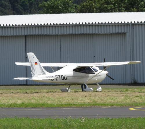 SmallAircraft-D-ETOU-01