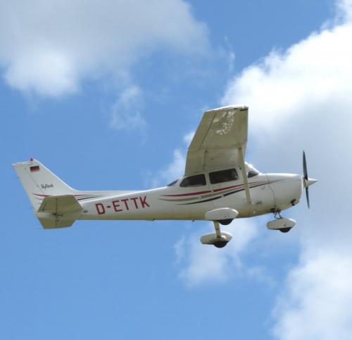 SmallAircraft-D-ETTK-06