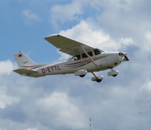 SmallAircraft-D-ETTL-04