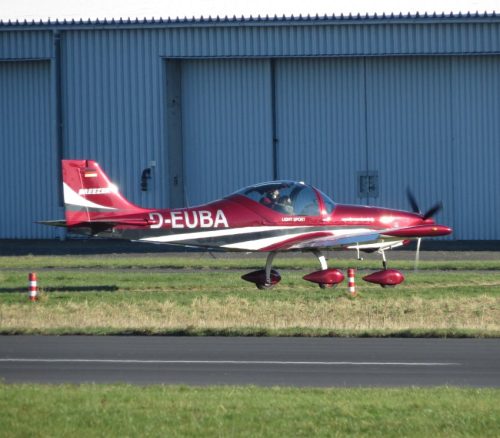 SmallAircraft-D-EUBA-05