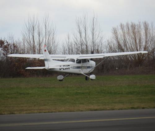 SmallAircraft-D-EUIR-02