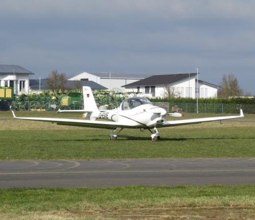 SmallAircraft-D-EVIE-03