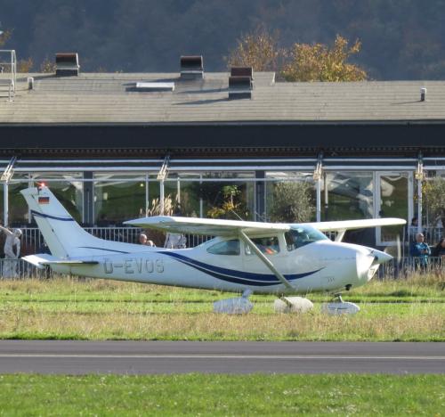 SmallAircraft-D-EVOS-04