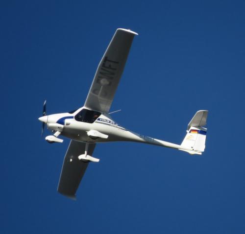 SmallAircraft-D-EWFT-01