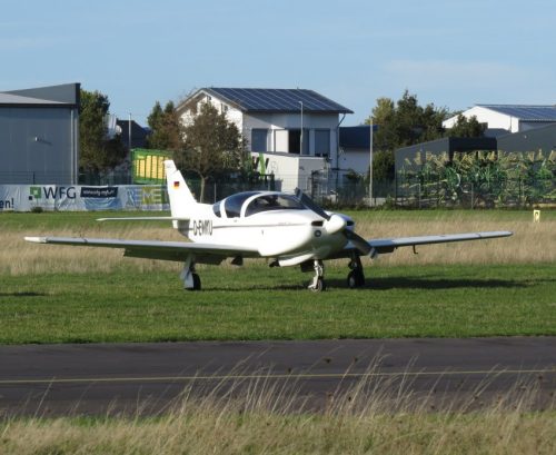 SmallAircraft-D-EWKU-02