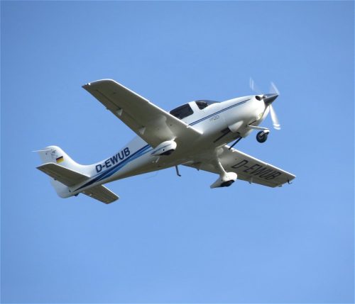 SmallAircraft-D-EWUB-05