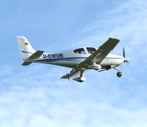 SmallAircraft-D-EWUB-06