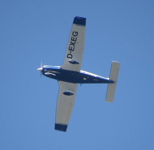 SmallAircraft-D-EXEG-03
