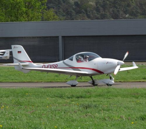 SmallAircraft-D-EXSR-04