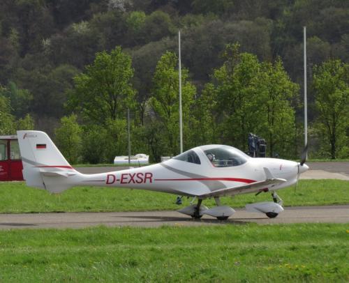 SmallAircraft-D-EXSR-05